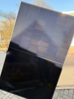 Neues 485 kWp Solarmodul Neus PV-Modul